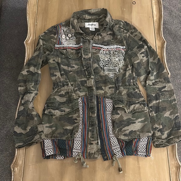 Camo and sugar skull DayTrip jacket. Lightweight snaps. Small - Picture 1 of 4